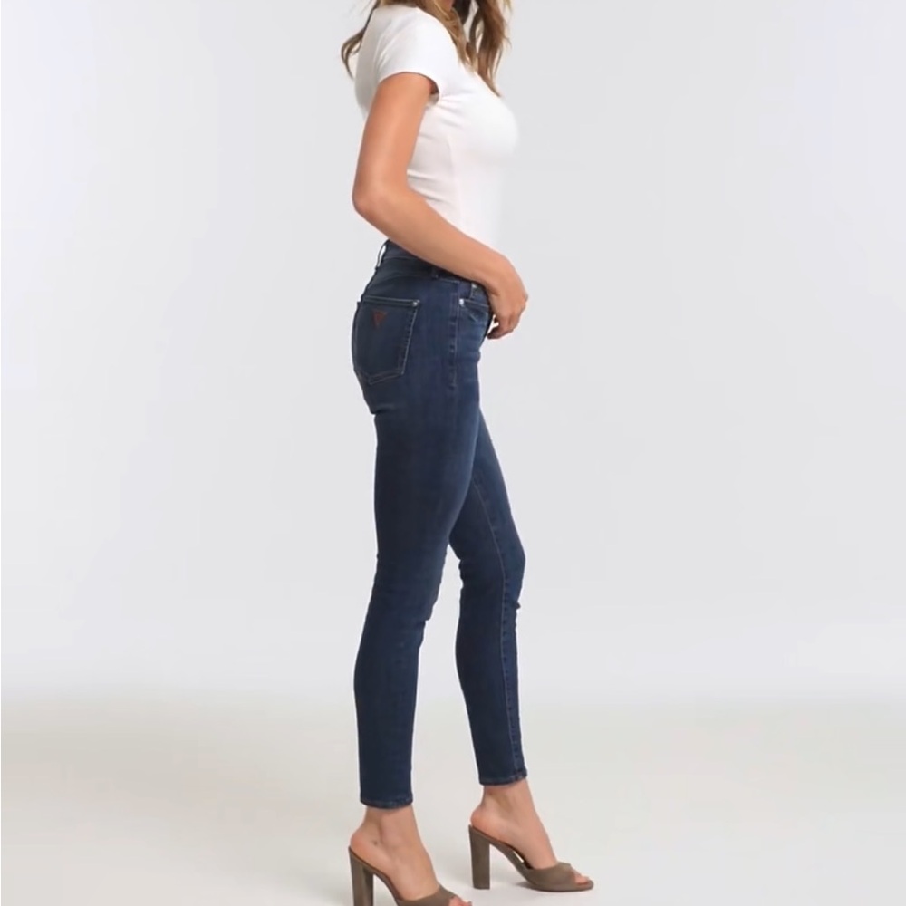 Guess 1981 Skinny Jeans